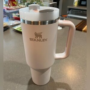 Stanley Light Pink Insulated 40 Ounce Cup